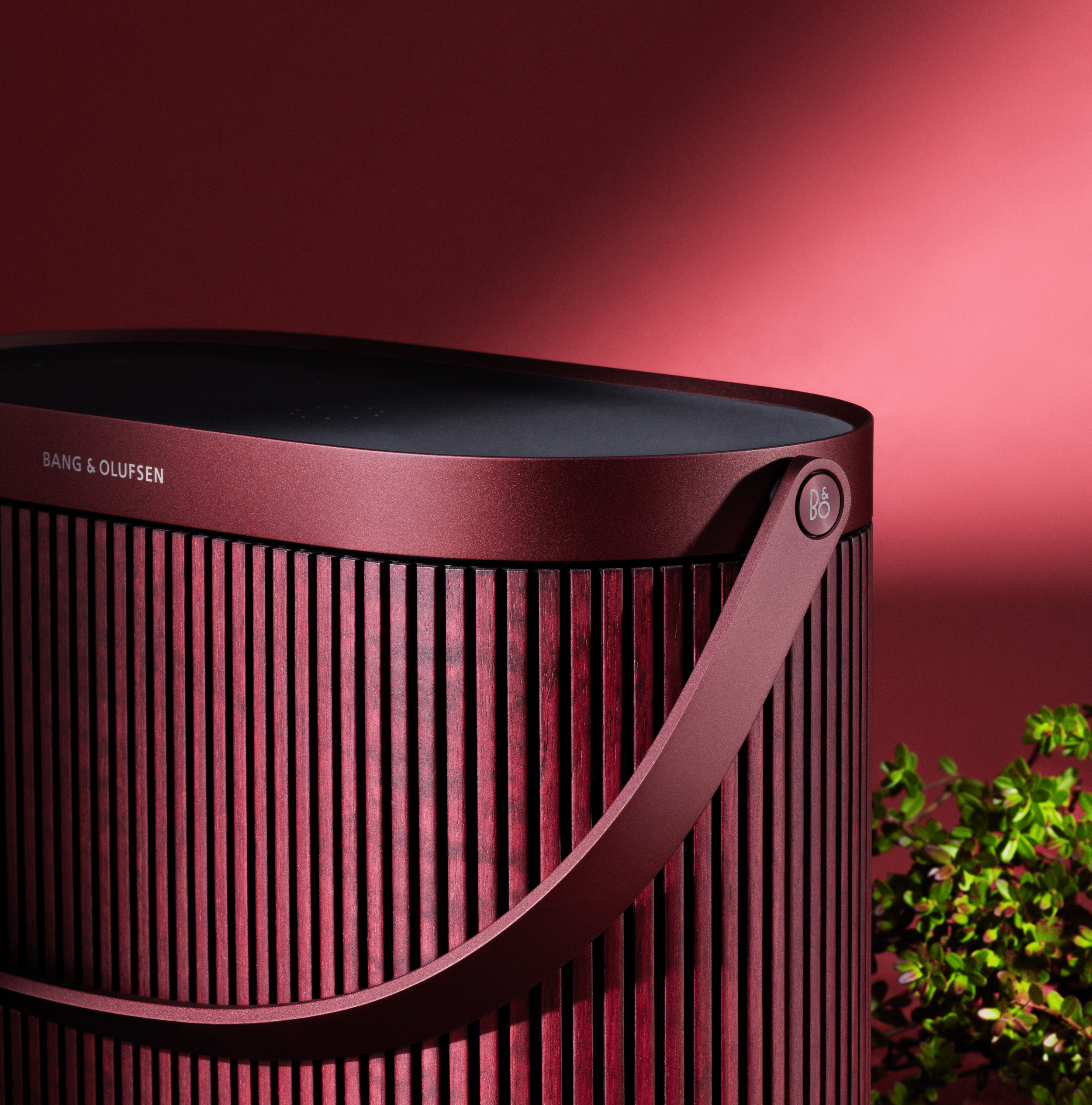 Bang & Olufsen ミニコンポ 赤 Cranberry Red A5 - B&O — moiistudio